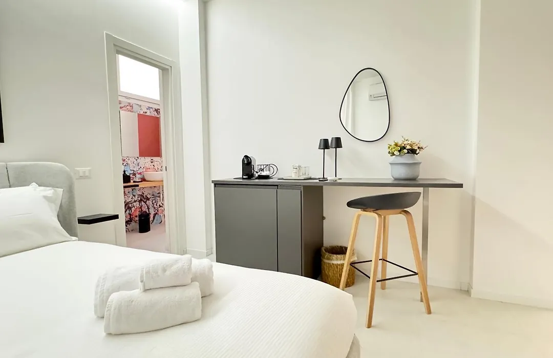 Mama Suites Politeama-1